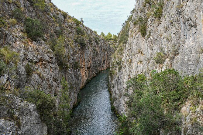 from-valencia-chulilla-turia-river-canyon-and-the-suspension-bridges-2