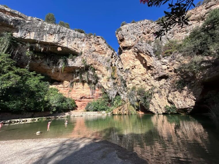 from-valencia-wine-tasting-nature-exploration