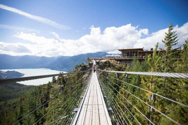 from-vancouver-whistler-tour-with-shannon-falls-and-gondola