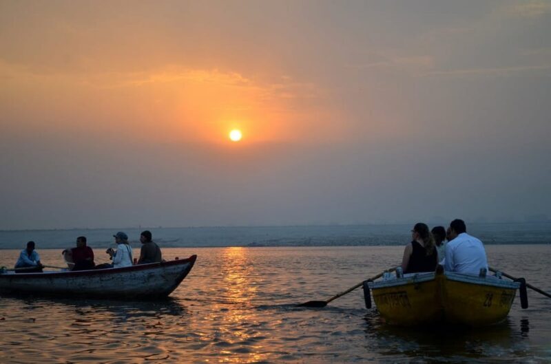 From Varanasi: Varanasi Ghat Tour at Dawn - An In-Depth Look at the Varanasi Ghat Tour at Dawn