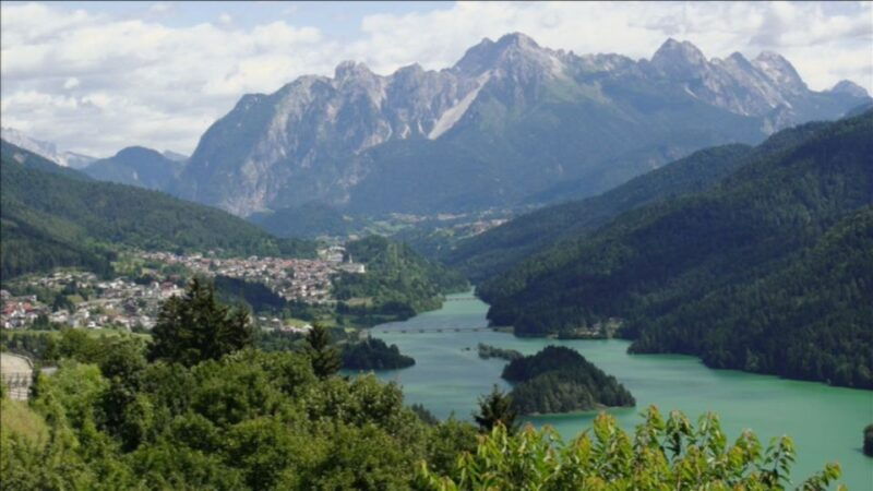 from-venice-dolomites-lake-misurina-and-cortina-day-trip