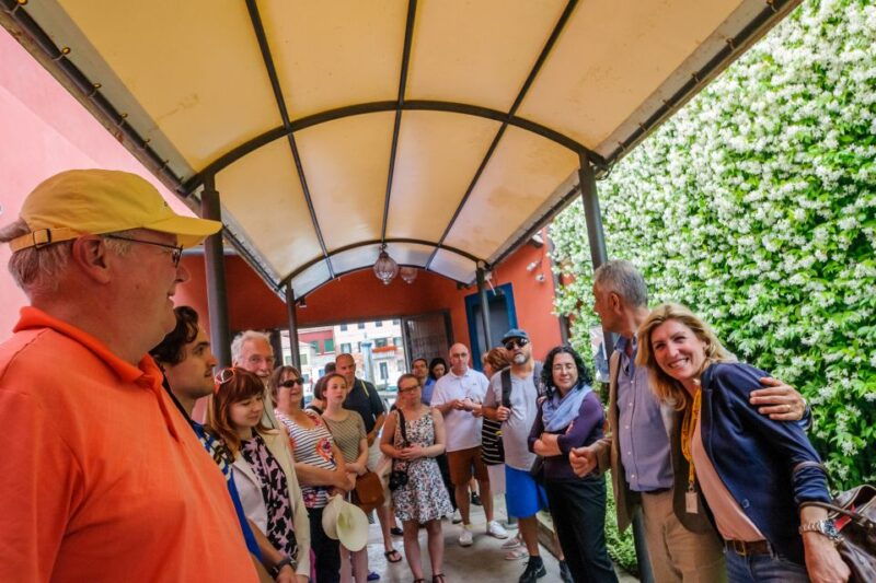 from-venice-murano-burano-guided-tour-by-private-boat