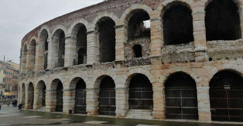 from-venice-verona-walking-tour-with-transportation