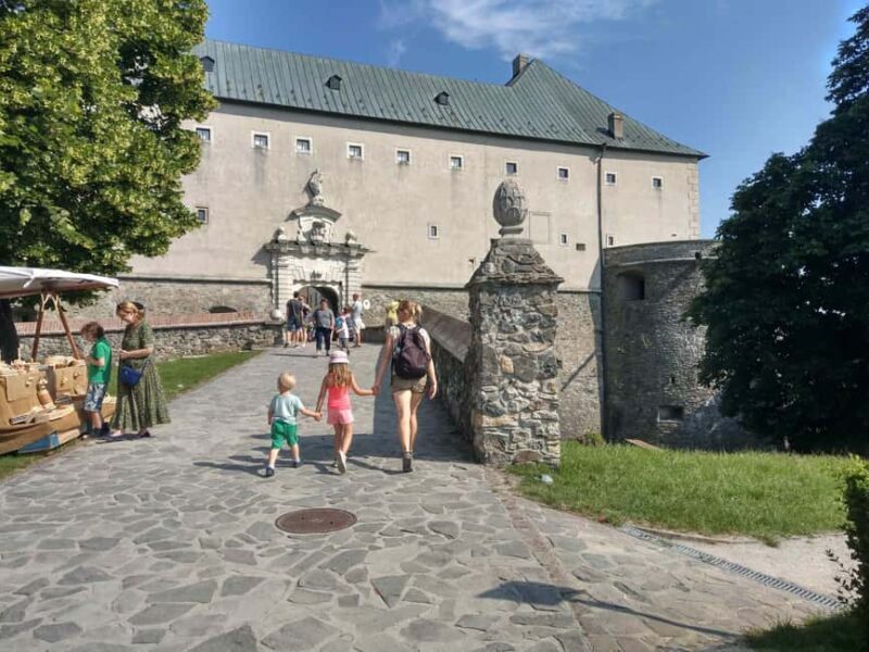 From Vienna/Bratislava: Castles, imany & UFO Observation - The Journey Begins: Ervéný Kame Castle