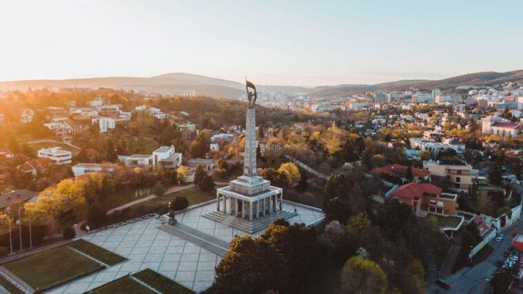 from-vienna-bratislava-city-highlights-day-trip
