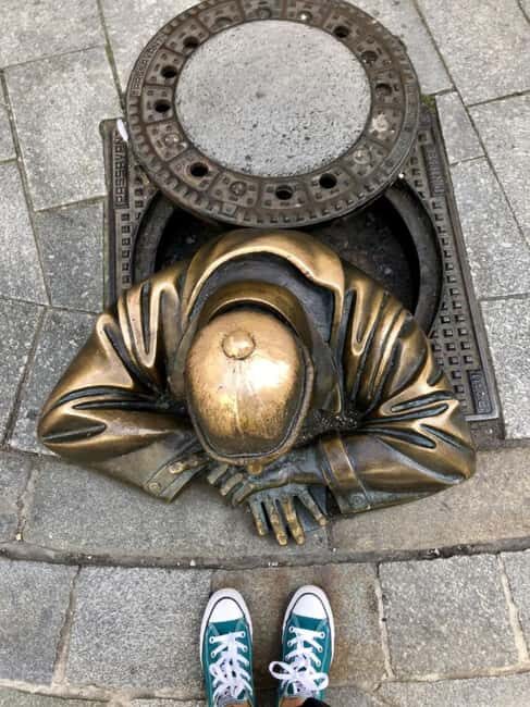From Vienna: Budapest and Bratislava Day Trip with Guide - Key Points