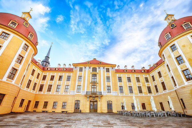 from-vienna-lakes-to-mountainsmelkhallstatt-and-salzburg-tour