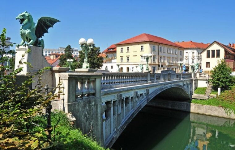 from-vienna-private-day-tour-of-ljubljana-and-lake-bled