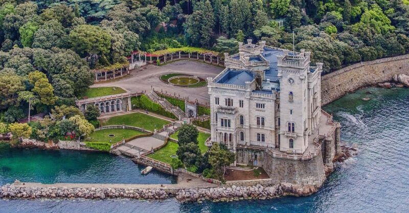 from-vienna-romantic-miramare-castle