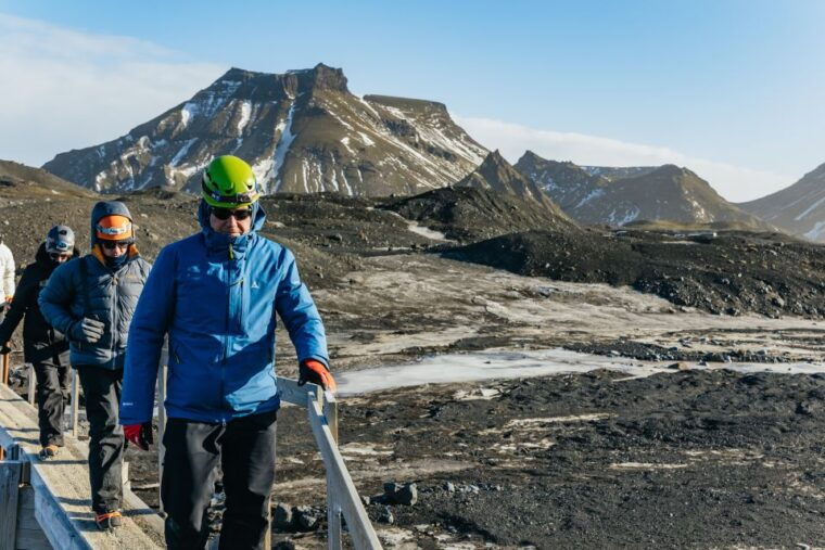 from-vik-katla-ice-cave-and-super-jeep-tour-2
