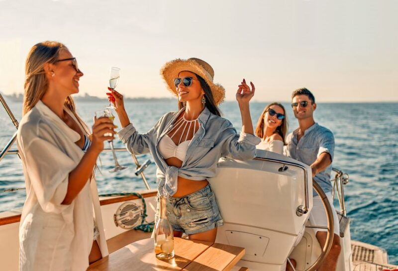 from-vilamoura-sunset-catamaran-experience
