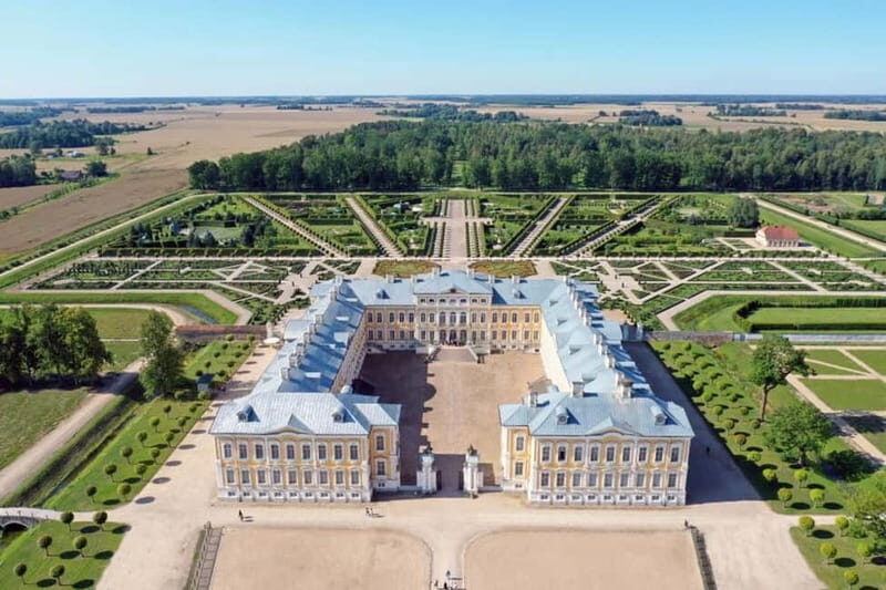 From Vilnius: Private Transfer to Riga with Sightseeing - The Journey from Vilnius to Riga: An In-Depth Look