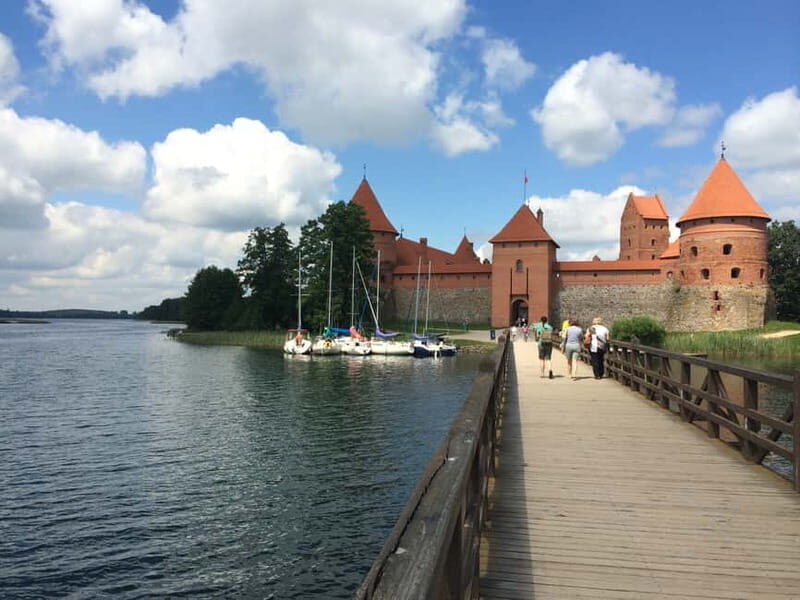 From Vilnius: Trakai Castle and Paneriai Memorial Tour - Return Journey & Final Reflections