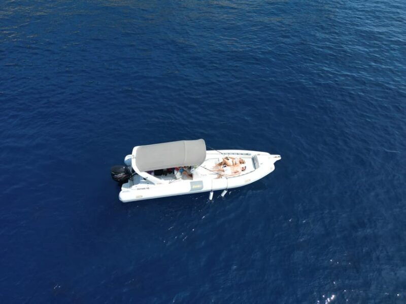 from-vis-speedboat-tour-vis-bisevo-blue-cave-private