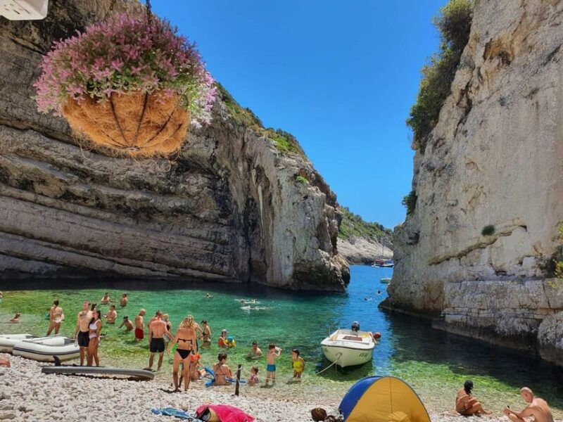 from-vis-speedboat-tour-vis-bisevo-blue-cave-shared