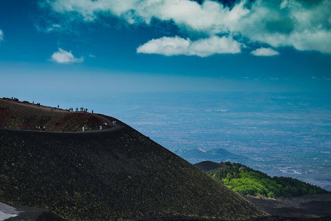 from-volcano-to-sea-private-tour-of-etna-and-taormina-boat-tour-with-tasting-4