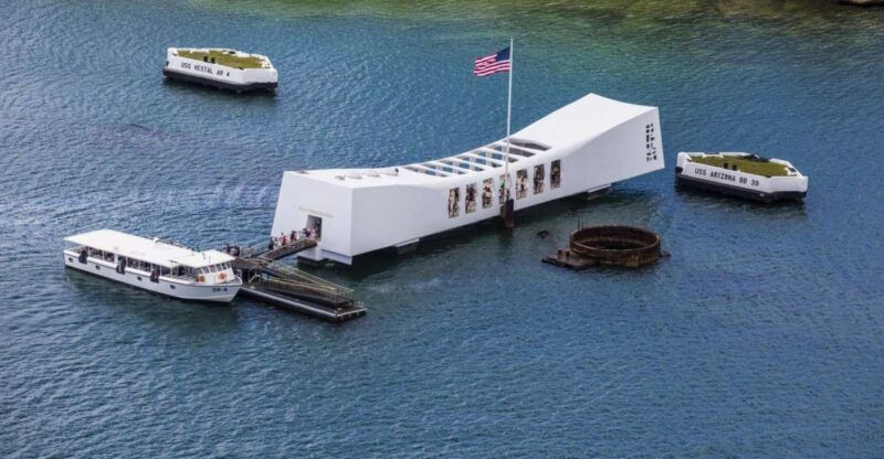 from-waikiki-pearl-harbor-uss-arizona-memorial-program