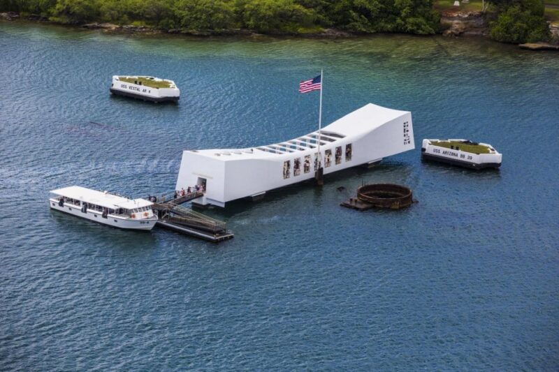 from-waikiki-pearl-harbor-uss-arizona-memorial-program