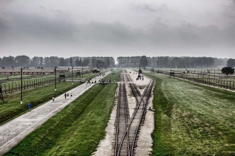 from-warsaw-auschwitz-birkenau-guided-tour-with-fast-train