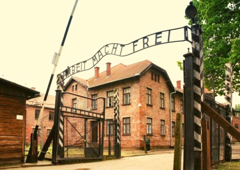 from-warsaw-auschwitz-birkenau-small-group-tour-with-lunch