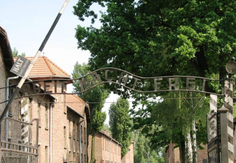 from-warsaw-auschwitz-birkenau-small-group-tour-with-lunch