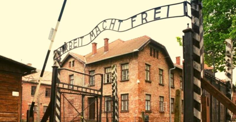 from-warsaw-auschwitz-day-tour-by-private-car-with-lunch
