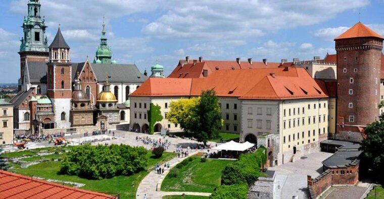from-warsaw-krakow-wieliczka-small-group-tour-with-lunch