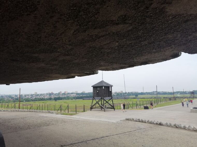 from-warsaw-lublin-and-majdanek-state-museum-day-tour