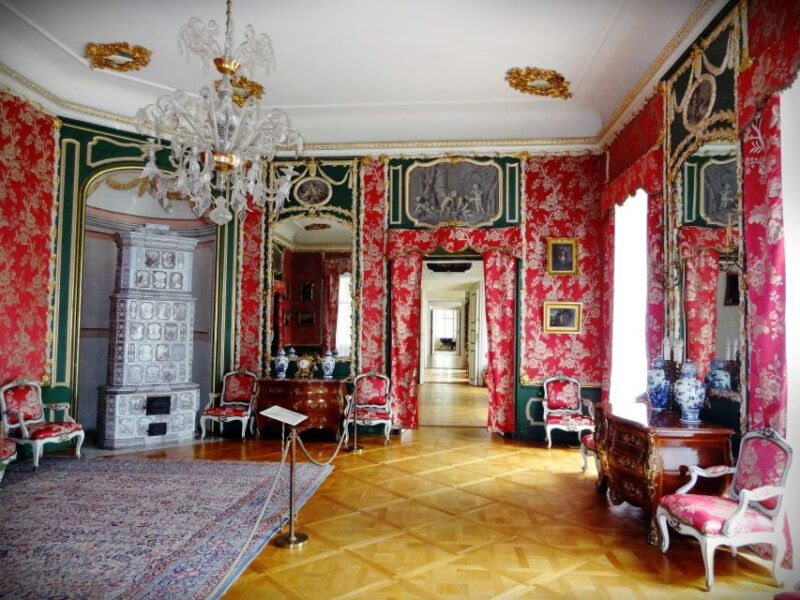 from-warsaw-mazovian-gardens-palaces-full-day-tour