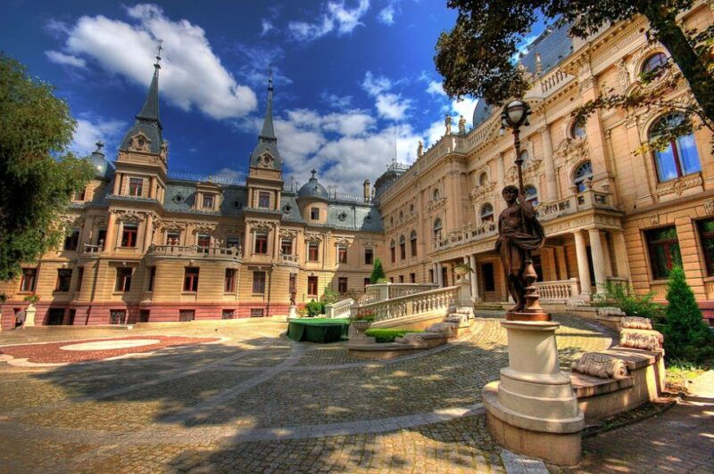from-warsaw-small-group-tour-to-lodz-with-lunch