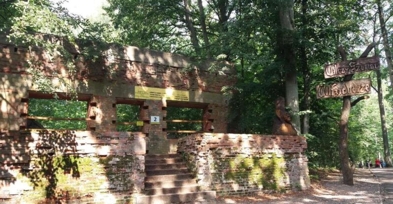 from-warsaw-tour-of-the-wolfs-lair-hitlers-hq-by-car