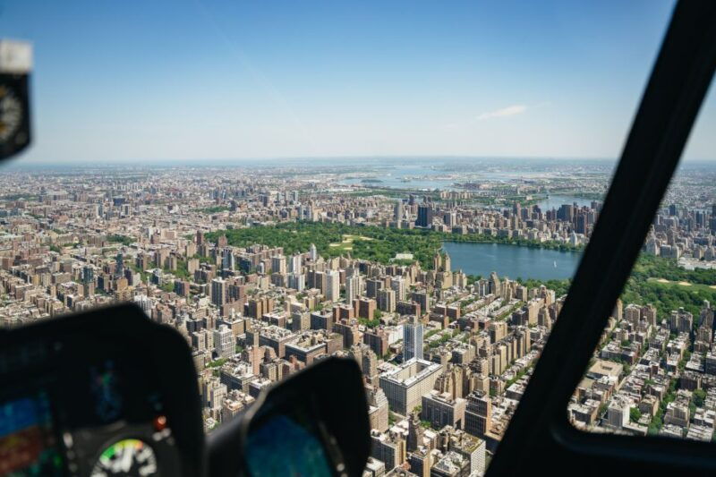 from-westchester-new-york-city-scenic-helicopter-tour
