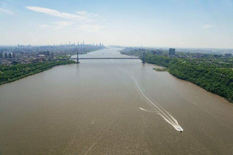 from-westchester-new-york-city-scenic-helicopter-tour