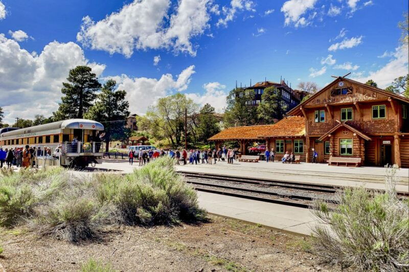 from-williams-grand-canyon-railway-round-trip-train-ticket