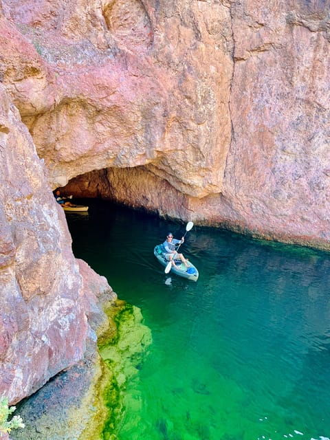 from-willow-beach-half-day-emerald-and-echo-cave-kayak-tour