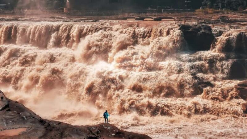 From Xi'an: Hukou Waterfall & Huangdi Mausoleum 1-Day Tour - Exploring the Yellow Emperor’s Mausoleum: A Cultural Landmark