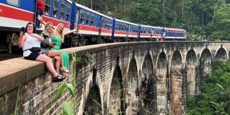 from-yala-tissa-day-trip-to-experience-ella-peaks