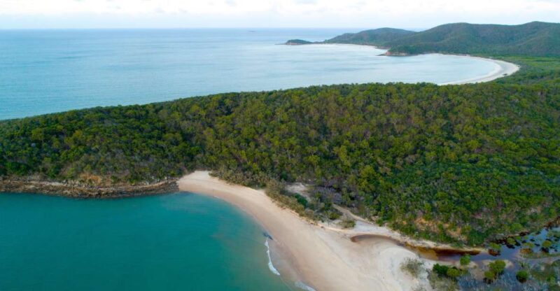 From Yeppoon: Great Keppel Island Snorkeling Hire with Lunch - Disembarking on Fishermans Beach