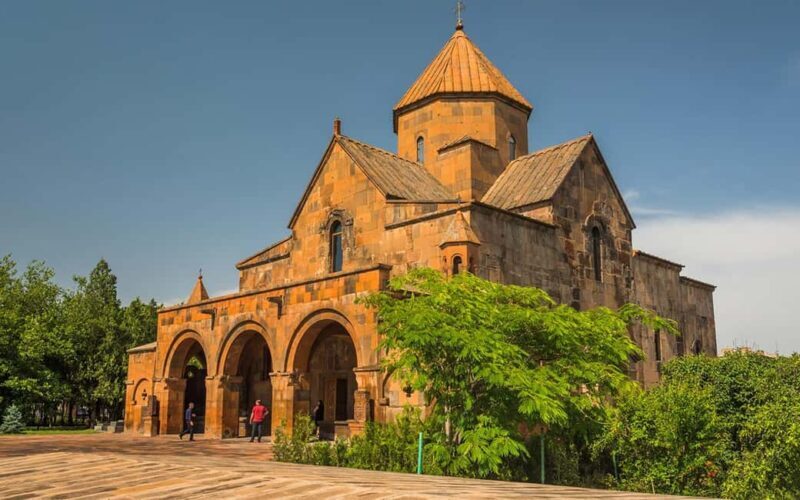 From Yerevan: Echmiadzin cathedral and Zvartnots temple - The Itinerary in Detail