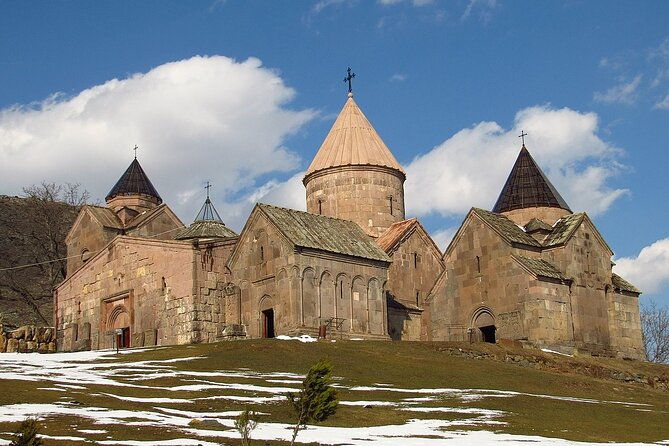 from-yerevan-lake-sevan-dilijan-haghartsin-goshavank-old-dilijan