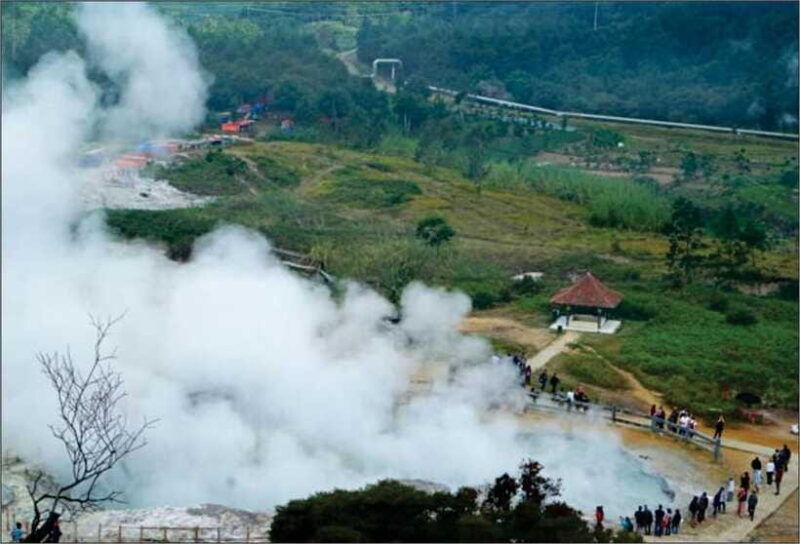 from-yogyakarta-12-hour-guided-dieng-plateau-sunrise-trip