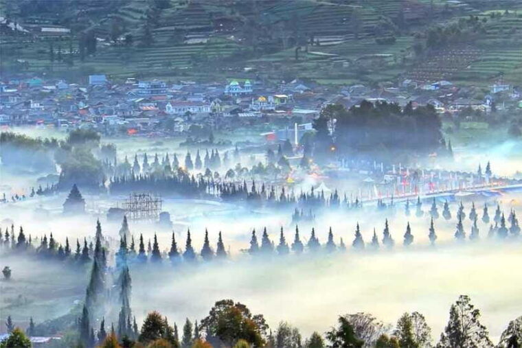 from-yogyakarta-12-hour-guided-dieng-plateau-sunrise-trip