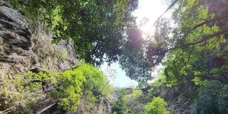 from-yogyakarta-2day-temple-sunrise-volcano-and-cave-tour
