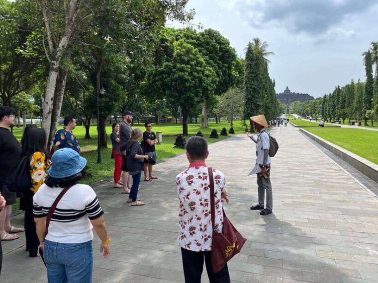 from-yogyakarta-borobudur-full-access-and-prambanan-tour