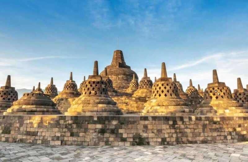 from-yogyakarta-borobudur-sunrise-8-hour-include-entry-fee