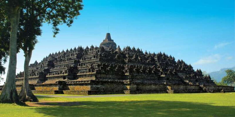 from-yogyakarta-borobudur-temple-half-day-guided-tour