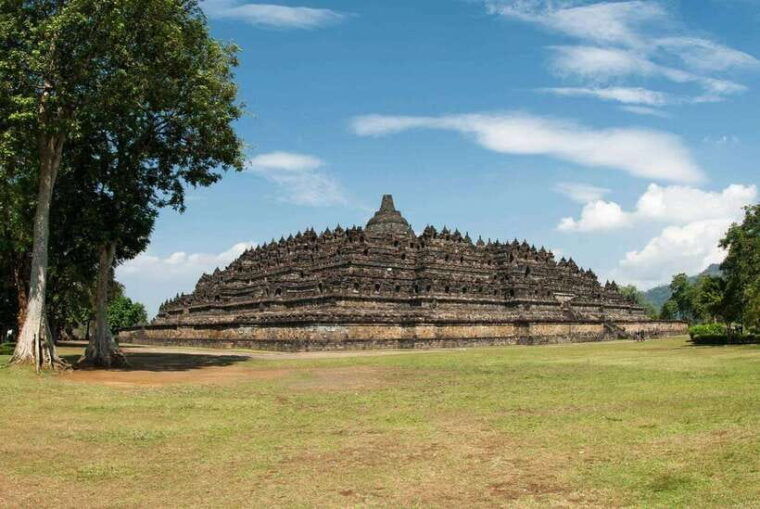 from-yogyakarta-borobudur-trip-with-guided-tour-options
