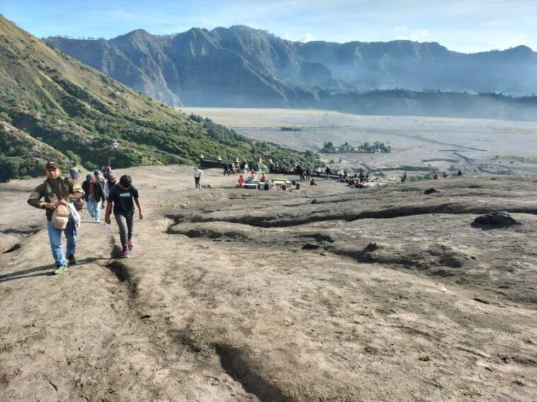 from-yogyakarta-borobudur-waterfall-bromo-and-ijen-tour