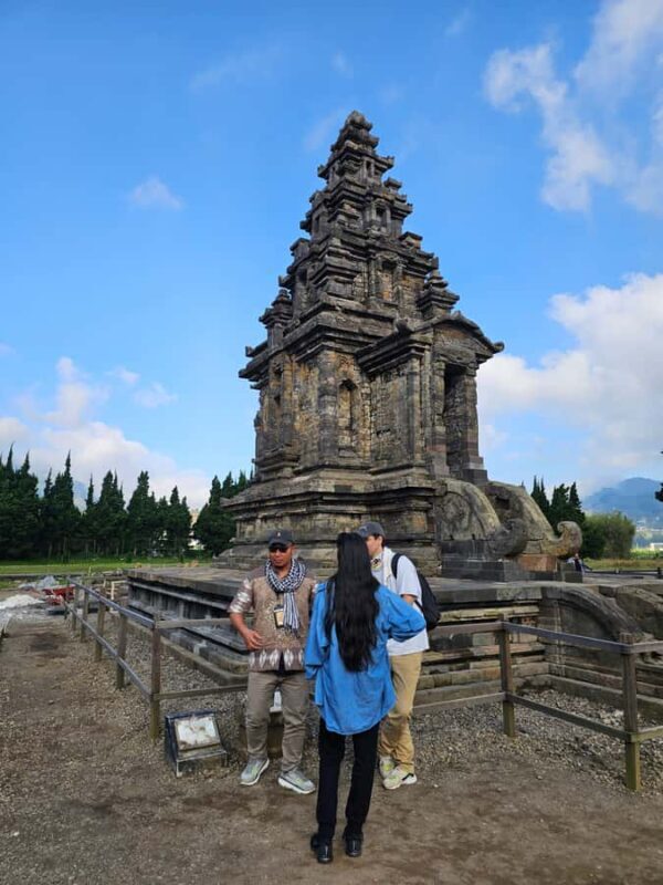 From Yogyakarta: Dieng Plateau & Gastronomy Tour & Transfer - Key Points