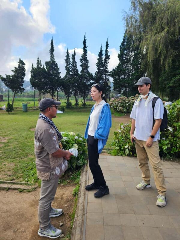 From Yogyakarta: Dieng Plateau & Gastronomy Tour & Transfer - Tasting Kupat Tahu in Magelang